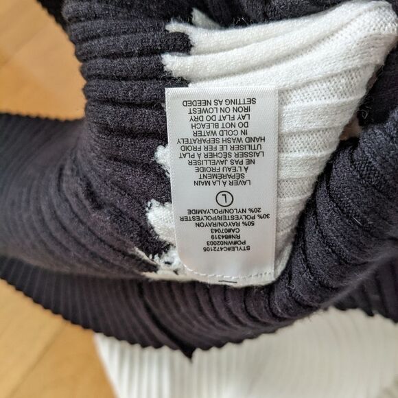 Knit pleated midi Skirt color block black and white Large NWOT - Picture 7 of 9